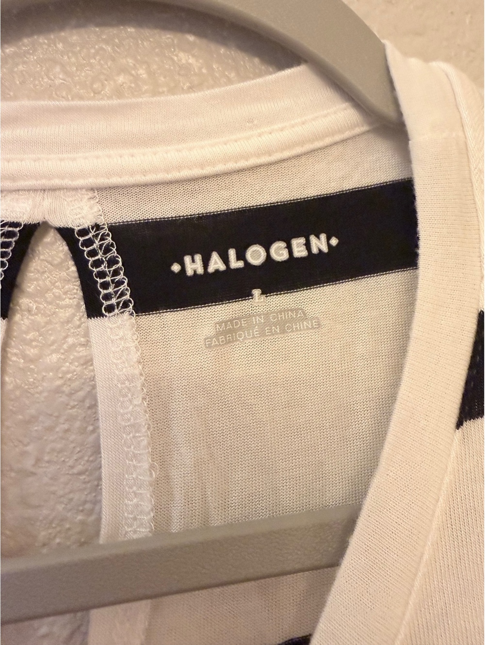Halogen - Picture 3 of 3